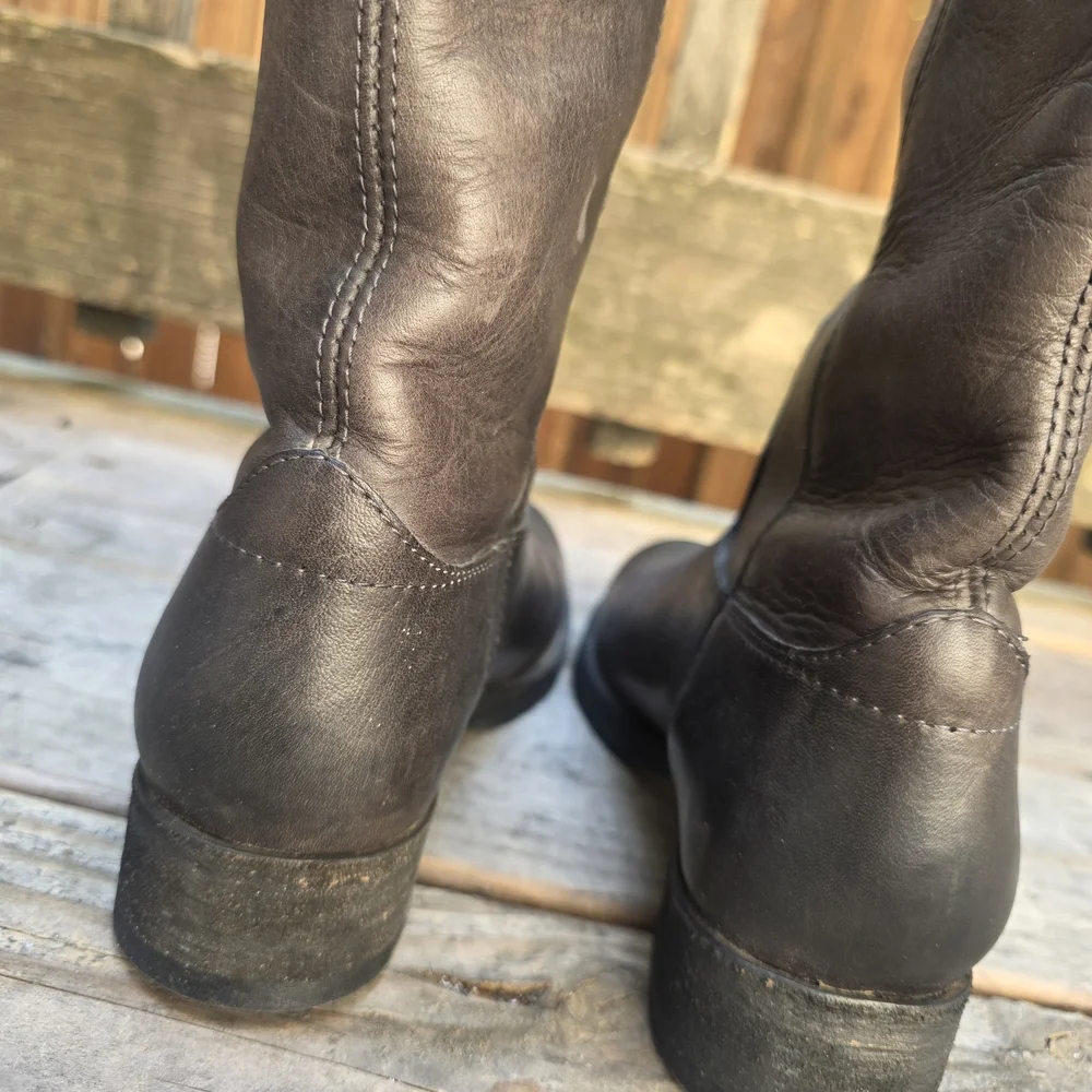 Frye brown distressed